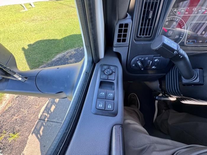 2026 International HX620-13