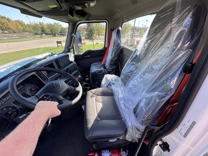 2026 International HX620-15