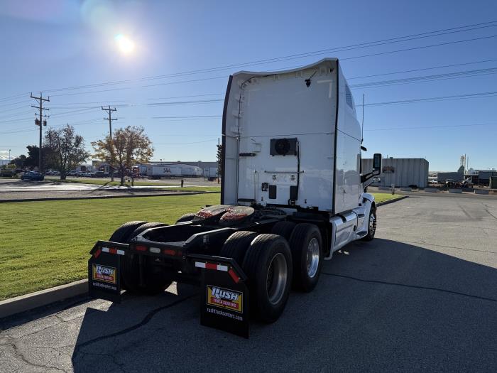 2022 Peterbilt 579-5