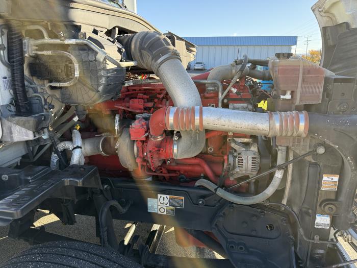 2022 Peterbilt 579-27