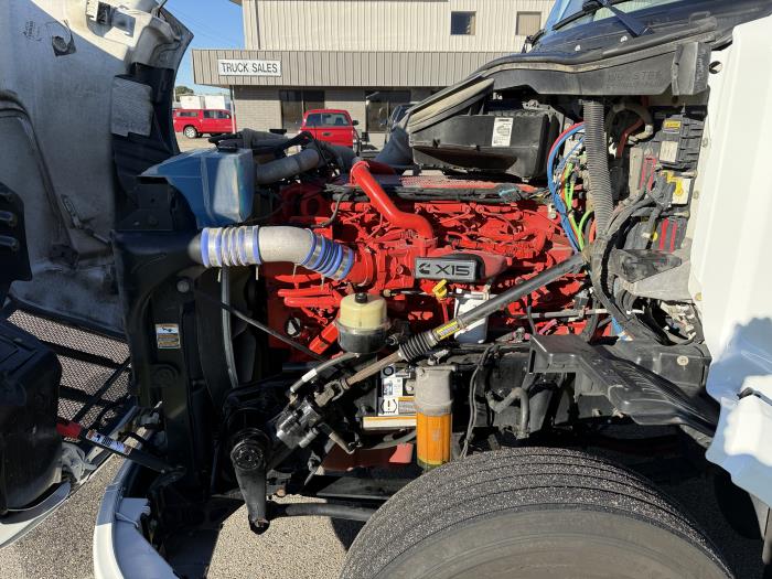 2022 Peterbilt 579-28