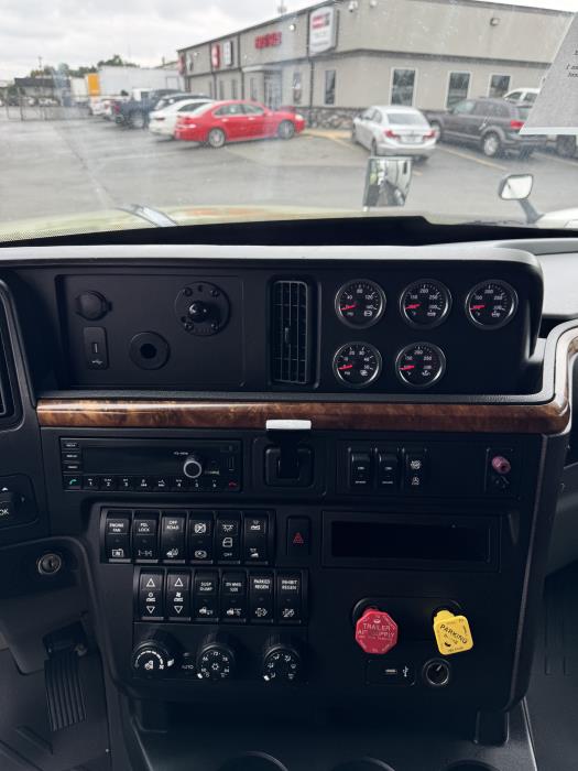 2023 International LoneStar-8