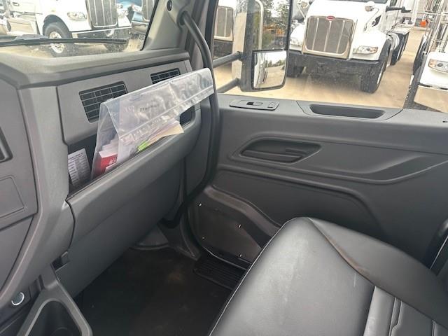 2026 Peterbilt 548-26