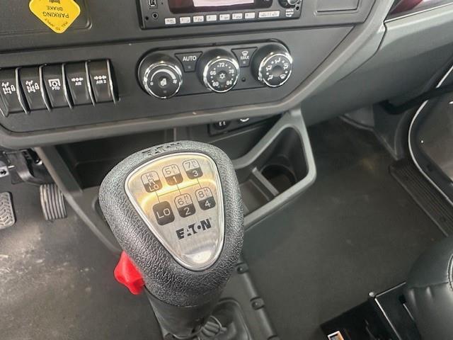 2026 Peterbilt 548-31