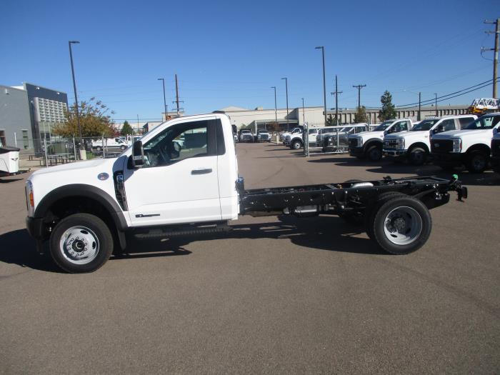 2026 Ford F-550-2