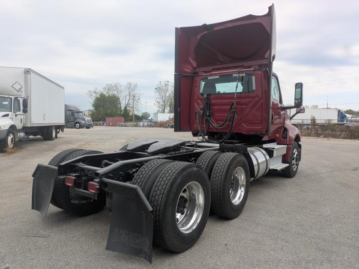 2021 International LT625-8