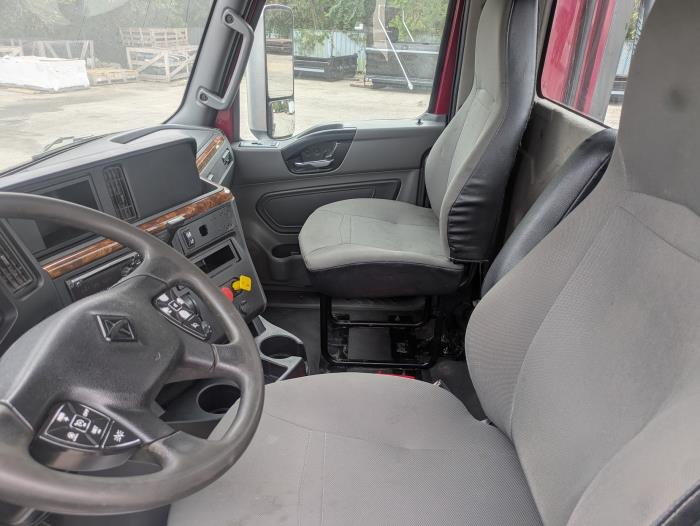 2021 International LT625-2