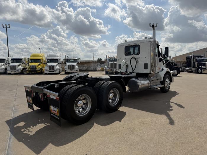 2021 Peterbilt 567-5