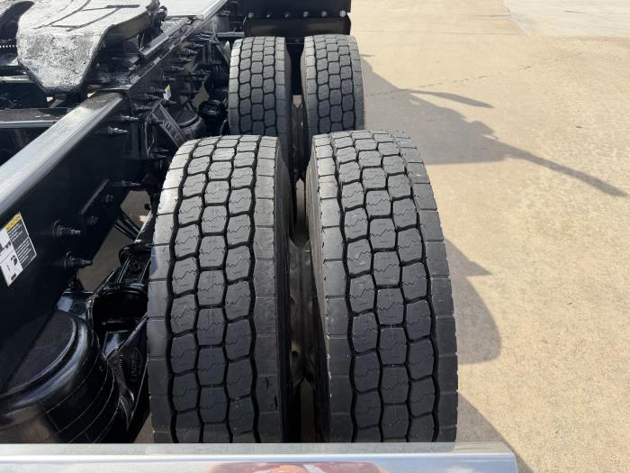 2021 Peterbilt 567-11