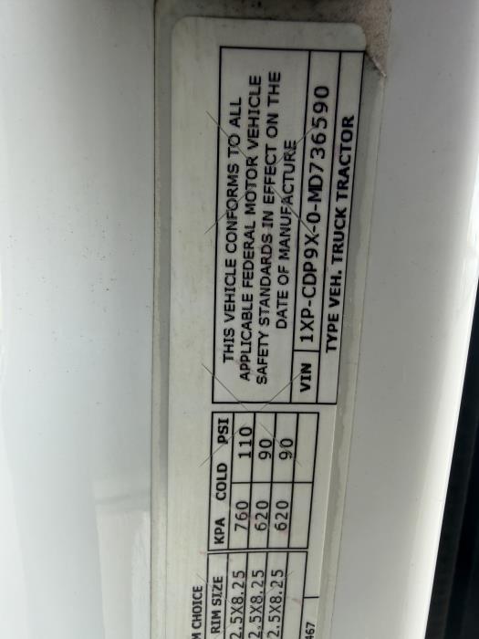 2021 Peterbilt 567-27