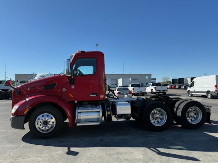 2016 Peterbilt 579-3