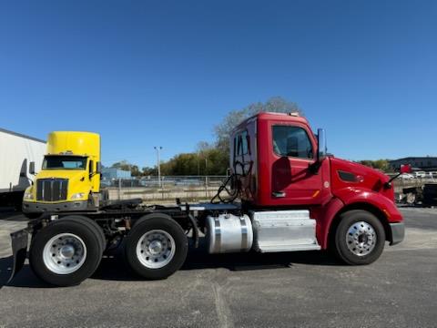 2016 Peterbilt 579-9