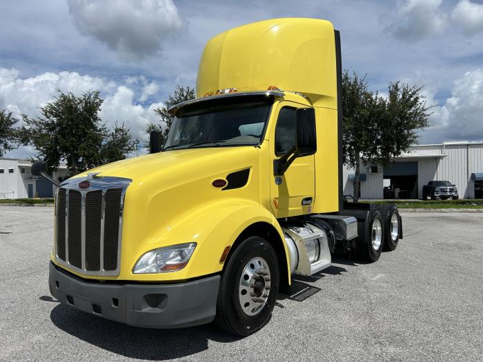 2021 Peterbilt 579-1