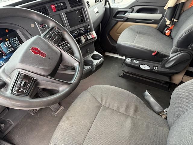 2022 Kenworth T680-12