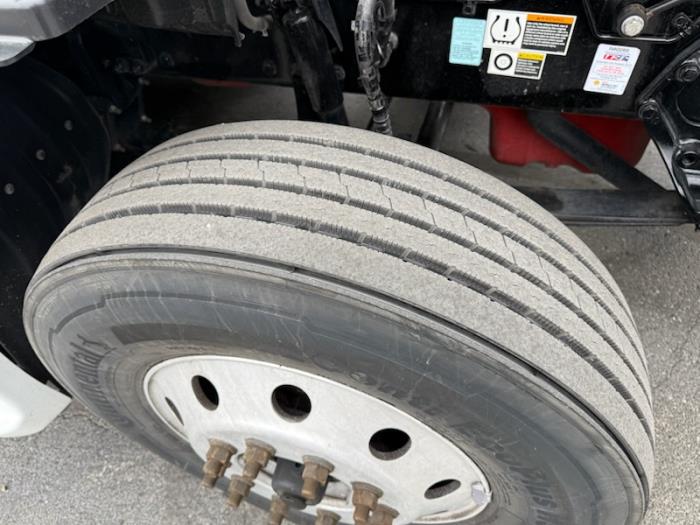 2022 Kenworth T680-15