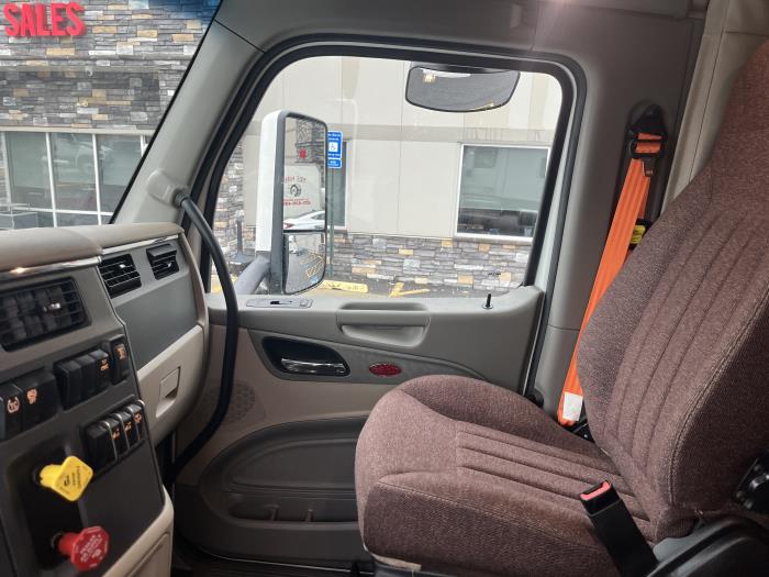 2022 Peterbilt 579-11