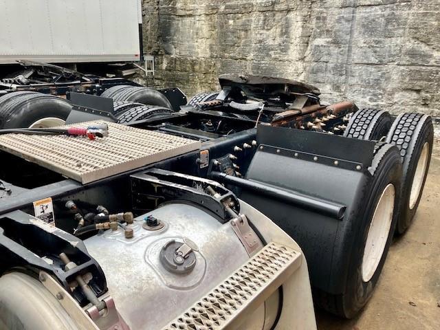 2020 Peterbilt 567-4