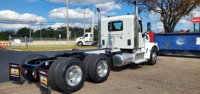 2022 Peterbilt 567-3