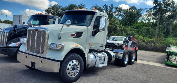 2021 Peterbilt 567-1
