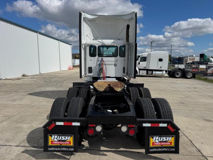 2022 Peterbilt 579-6