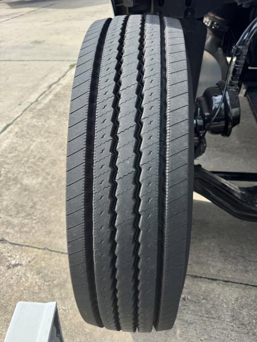 2022 Peterbilt 579-16