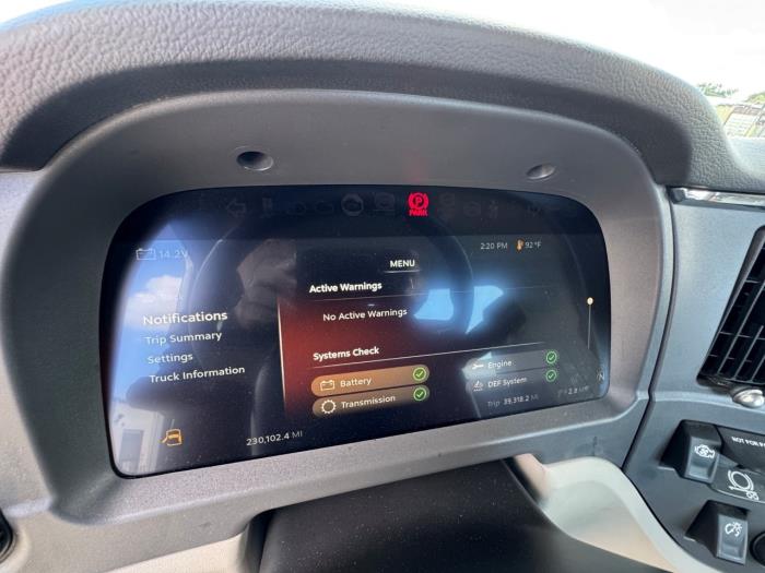 2022 Peterbilt 579-18