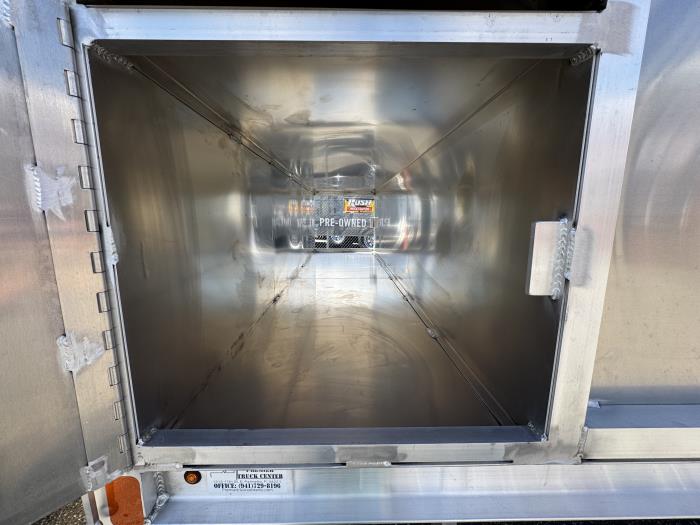 2026 Isuzu NPR-HD-18