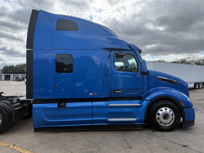 2026 Peterbilt 579-10