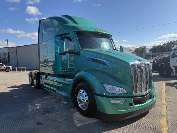 2026 Peterbilt 579-9