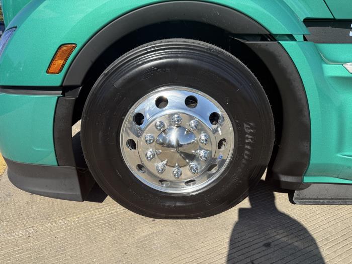 2026 Peterbilt 579-14