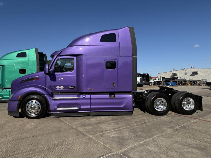 2026 Peterbilt 579-4