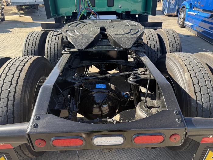 2026 Peterbilt 579-21