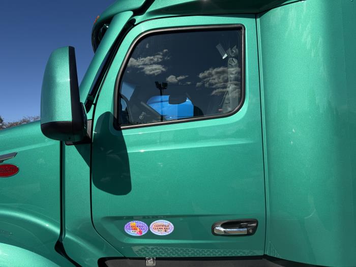 2026 Peterbilt 579-23