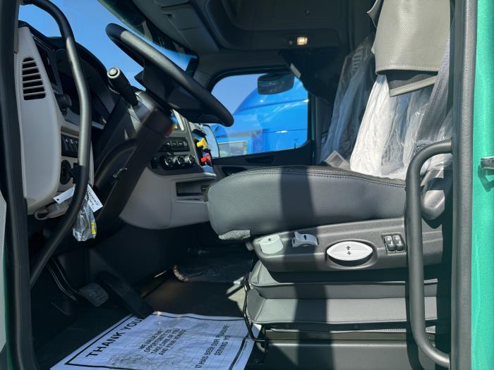 2026 Peterbilt 579-25