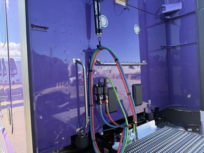 2026 Peterbilt 579-18