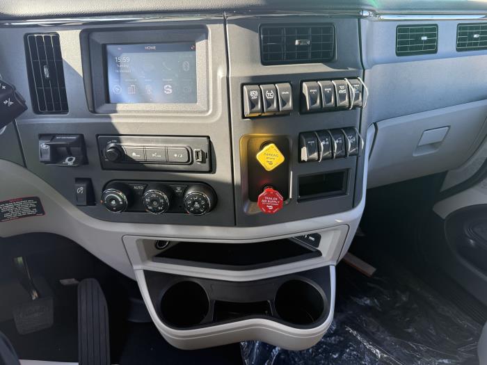 2026 Peterbilt 579-34