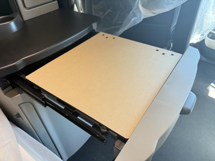 2026 Peterbilt 579-49