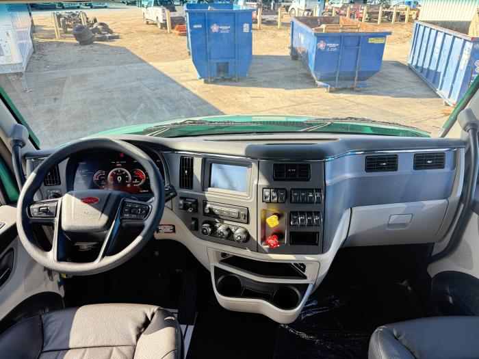 2026 Peterbilt 579-52