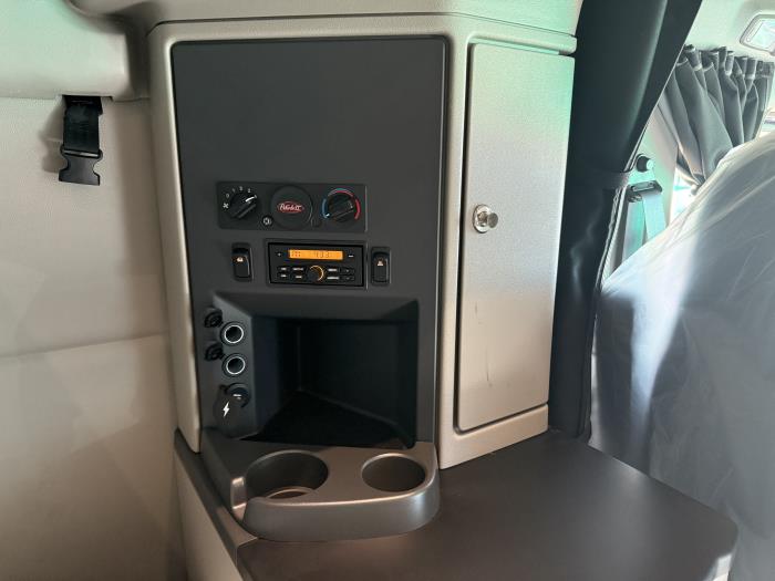 2026 Peterbilt 579-48