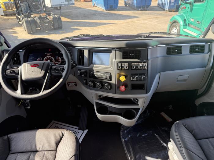 2026 Peterbilt 579-56