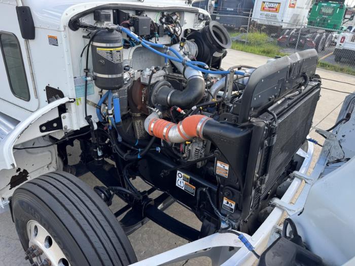 2020 Peterbilt 337-11