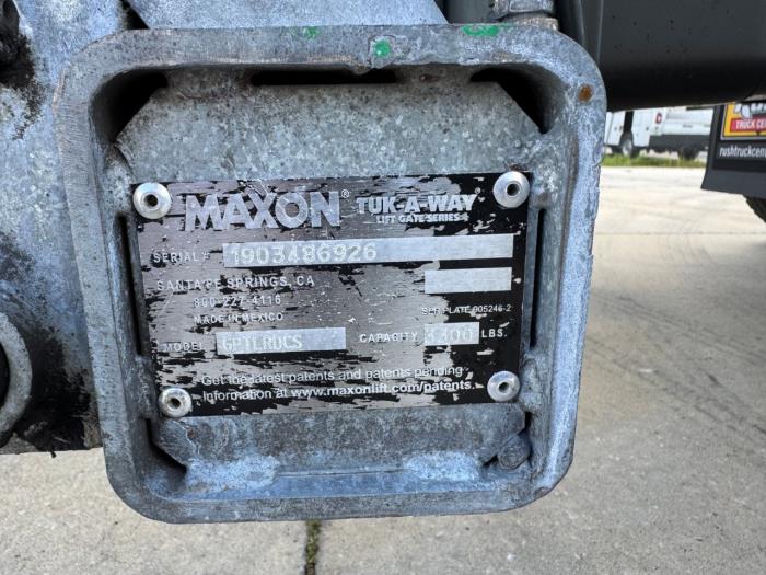 2020 Peterbilt 337-15