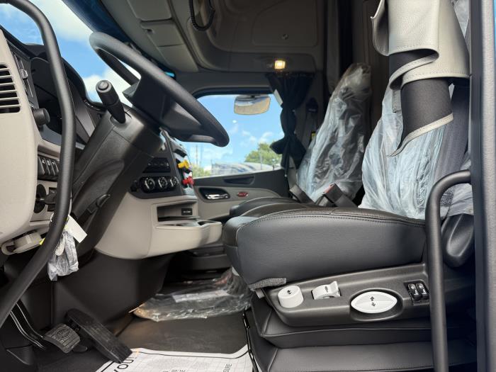 2026 Peterbilt 579-27