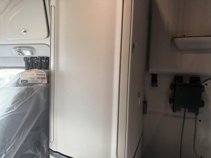 2026 Peterbilt 579-43