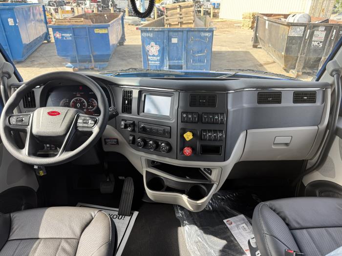 2026 Peterbilt 579-55
