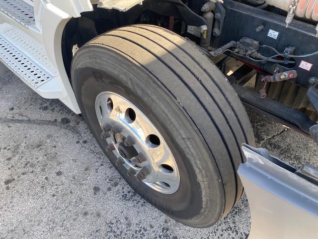 2020 Freightliner Cascadia-12 2020 Freightliner Cascadia-12