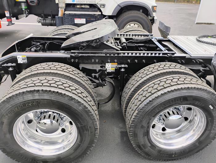 2022 Peterbilt 579-11