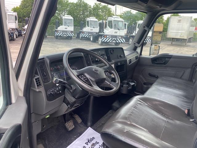2019 International 4300-18