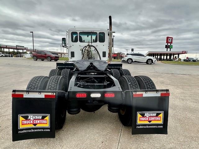 2020 Peterbilt 567-6