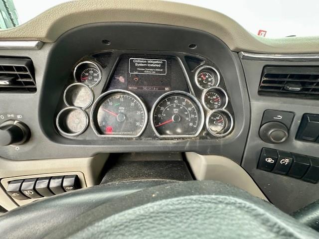2020 Peterbilt 567-16